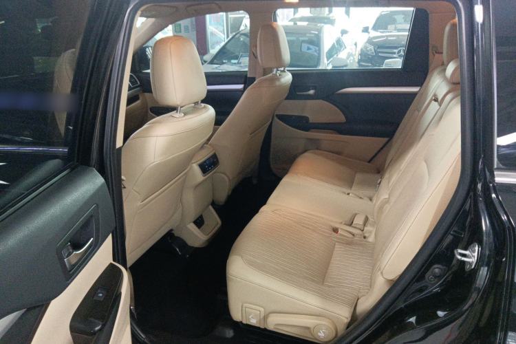 Used Toyota Highlander 2018 2.0T Four-Wheel Drive Elite Edition 7 Seats China VI Standard
