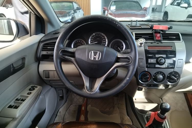 Used Honda City Classic 2012 1.5L Manual Comfort Edition
