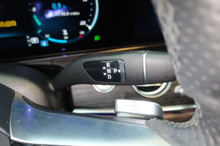 Used Mercedes-Benz E-Class 2021 E 300 L Sporty and Stylish Model
