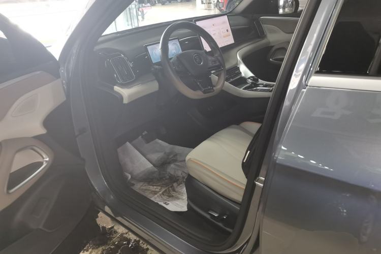 Used BYD Song Pro New Energy 2023 Champion Edition DM-i 110KM Beyond Model
