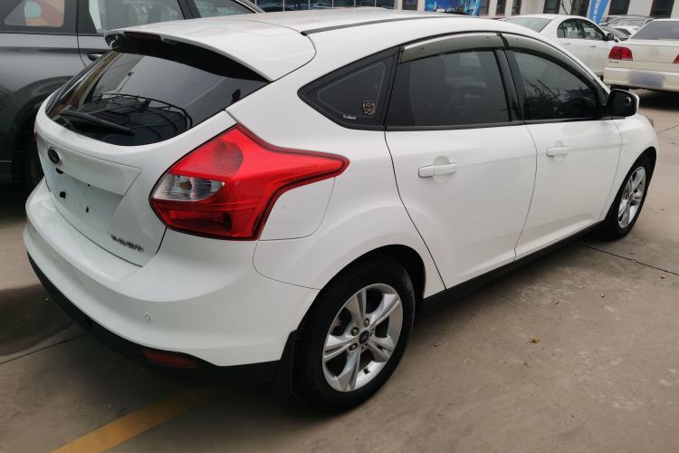 Used Ford Focus 2012 Hatchback 1.6L Automatic Fashion Edition