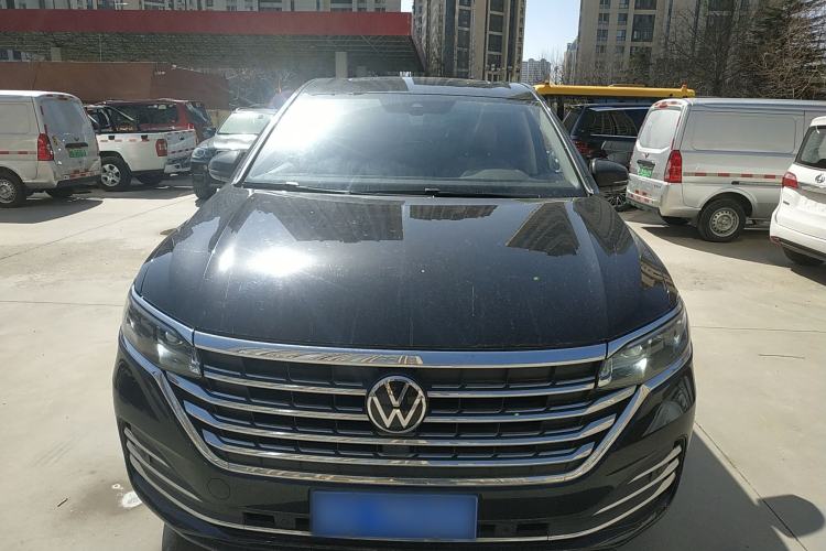 Used Volkswagen Viloran 2024 380TSI Premium Edition
