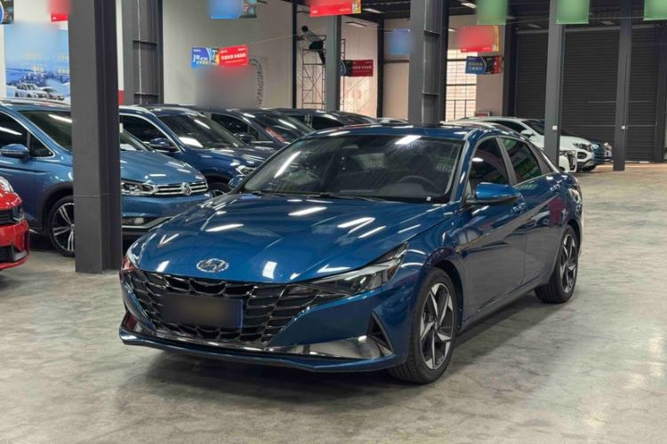 Used Hyundai Elantra 2021 1.5L CVT LUX Prestige Edition
