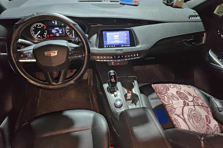 Used Cadillac XT4 2021 28T Two-Wheel Drive Tech Edition