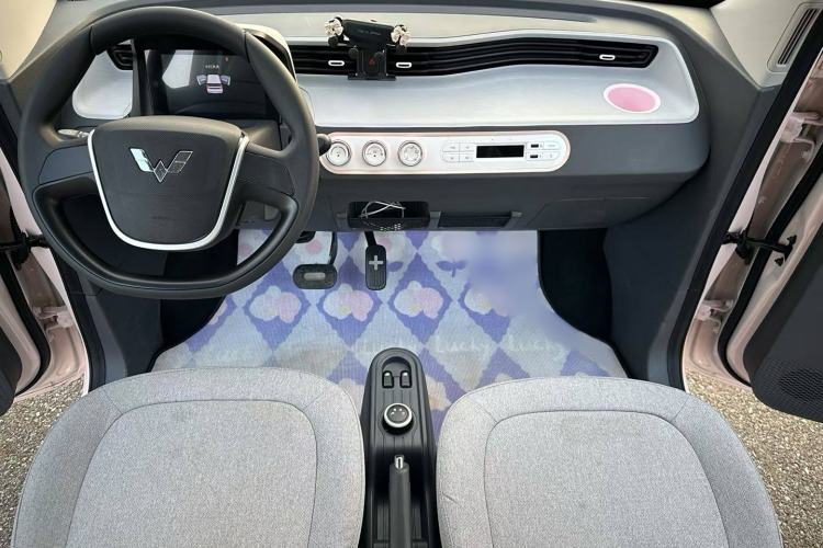 Used Wuling Hongguang MINIEV 2022 Macaron Premium Model – Lithium Iron Phosphate
