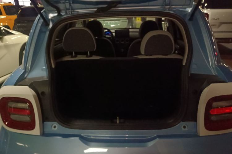 Used ORA Black Cat 2021 301 km Basic Version
