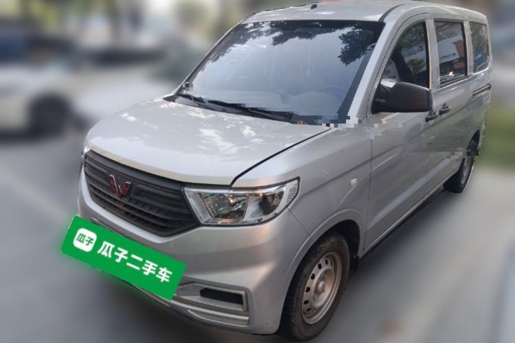 Used Wuling Hongguang V 2022 1.5L Jingqu Edition Electric-Assist LAR
