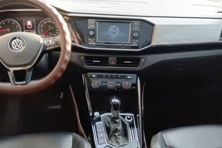 Used Volkswagen Tayron 2019 330TSI Two-Wheel-Drive Luxury Version China V Emission Standard
