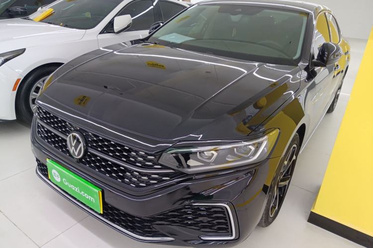 Used Volkswagen Passat 2024 380TSI Starry Dragon Edition