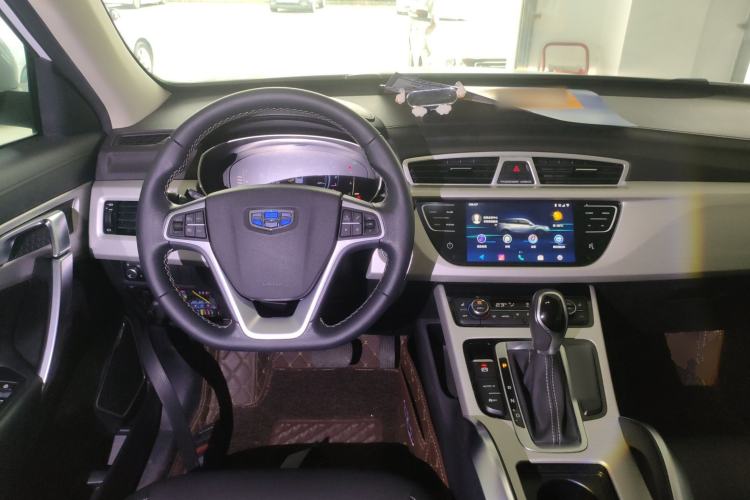 Used Geely Auto Emgrand X7 Sport 2018 1.8TD Automatic Two-Wheel Drive Smart 4G Connected Version
