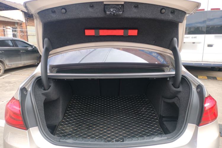 Used BMW 3 Series 2018 320Li Fashion Model
