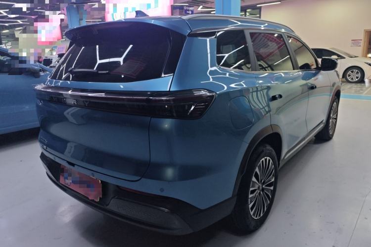 Used Chery Tiggo 8 PLUS C-DM 2025 1.5T 116 km Prestige Version 5 Seats
