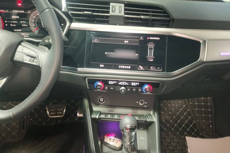 Used Audi Q3 2024 40 TFSI Fashion Dynamic Model