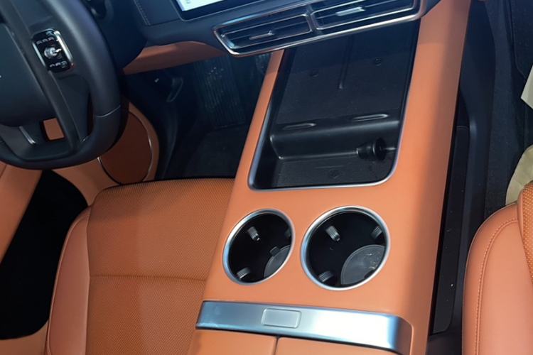 Used Li Auto L8 2023 Pro Model
