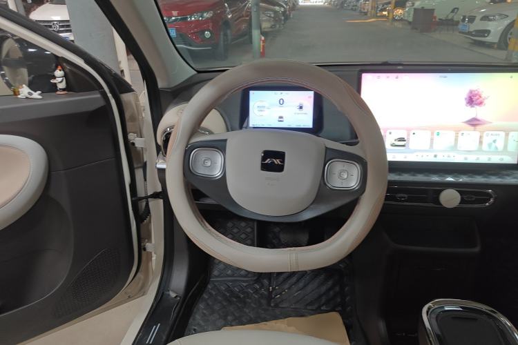 Used  3 2023 505km Pro
