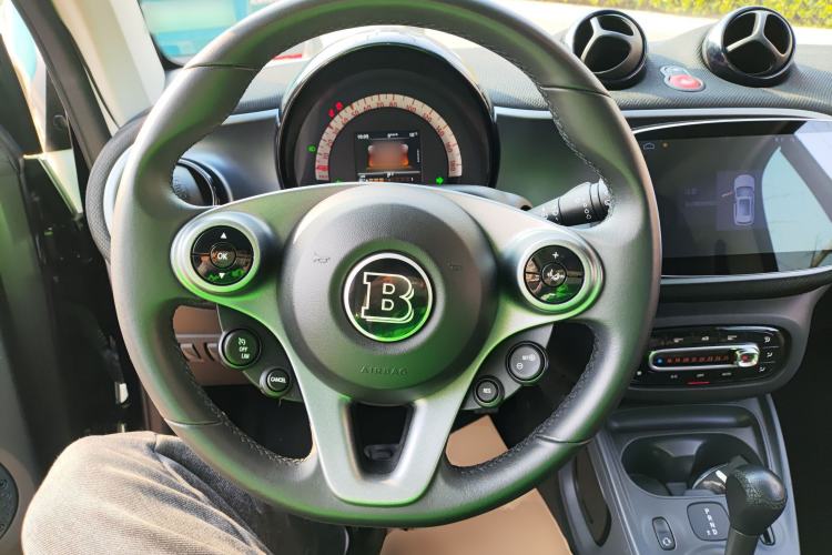 Used  fortwo 2019 0.9T 66kW Hardtop Wind Power Edition China VI
