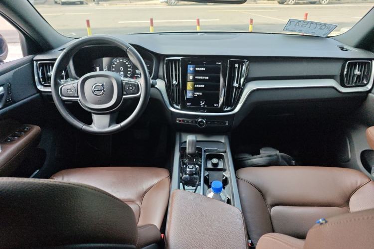 Used Volvo S60 2022 B4 Zhiyi Luxury Edition