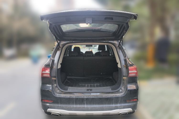 Used Roewe RX5 2019 20T Two-Wheel Drive Manual 4G Connect Platinum Edition
