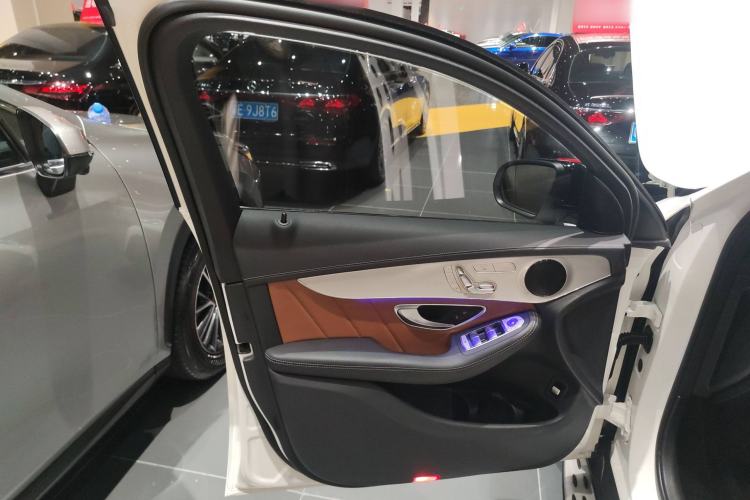 Used Mercedes-Benz GLC Coupe 2023 GLC 260 4MATIC Coupe SUV
