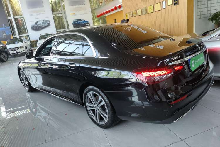 Used Mercedes-Benz E-Class 2023 E 260 L Sport 4MATIC
