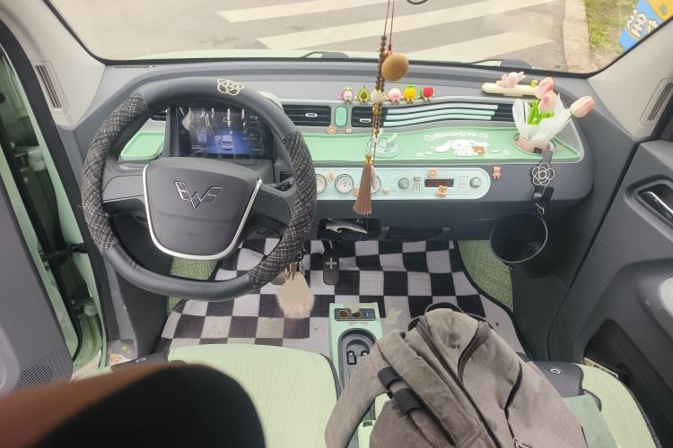 Used Wuling Hongguang MINIEV 2021 Macaron Premium Model – Lithium Iron Phosphate
