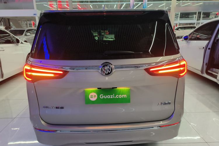 Used Buick GL8 2022 ES Landtrek 653T Luxury Edition