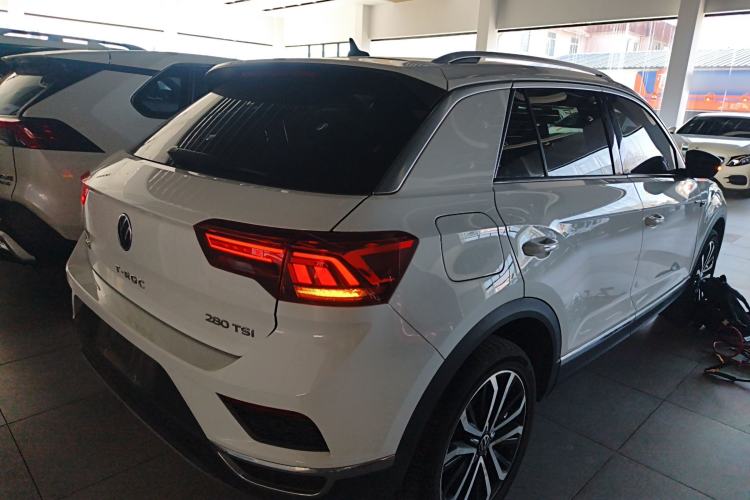 Used Volkswagen T-ROC 2022 280TSI DSG Two-Wheel Drive Comfort PLUS