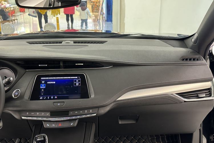 Used Cadillac XT4 2021 28T Two-Wheel Drive Leading Version