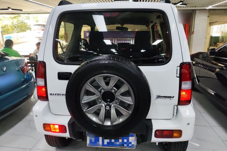 Used Suzuki Jimny 2015 1.3 AT JLX
