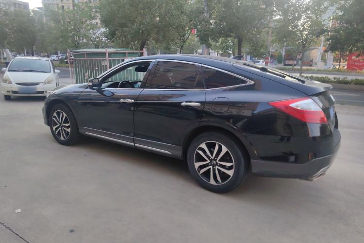 Used Honda Crosstour 2016 2.4L Luxury Edition