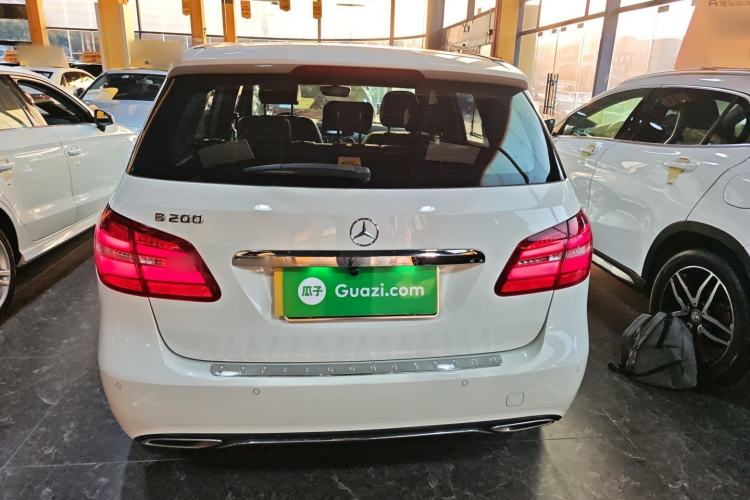 Used Mercedes-Benz B-Class 2019 B 200 Fashion Model
