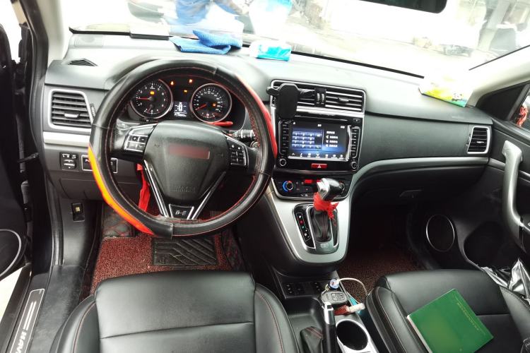 Used Haval H6 2015 Sport Edition 1.5T Automatic Two-Wheel Drive Luxury Model
