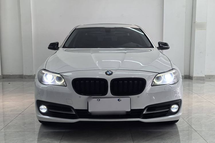 Used BMW 5 Series 2015 535Li Leading Model