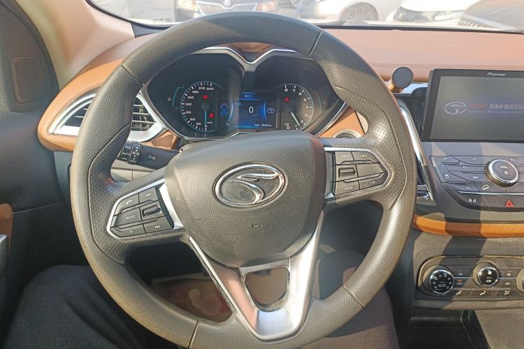 Used Soueast DX7 2017 1.5T Manual Triumph Edition
