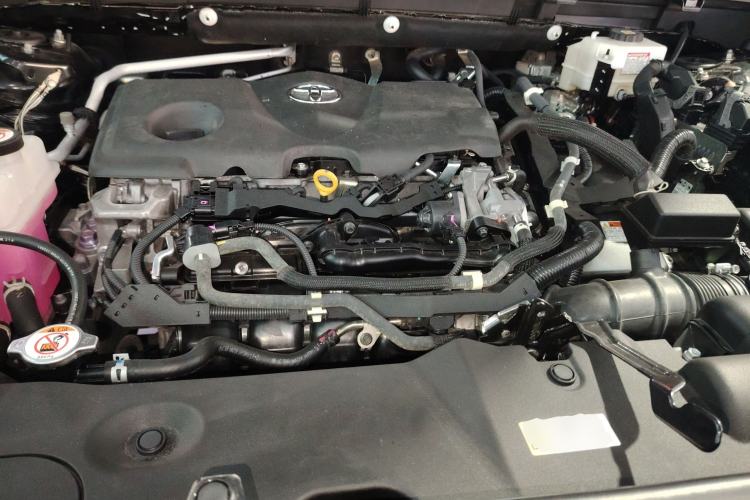 Used Toyota Wildlander 2022 Dual-Engine 2.5L E-CVT Two-Wheel Drive Luxury PLUS Edition
