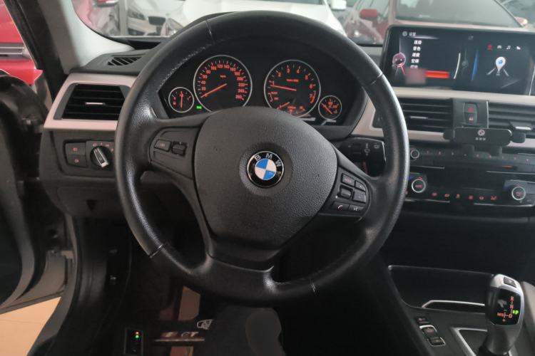 Used BMW 3 Series 2016 320Li Fashion Model
