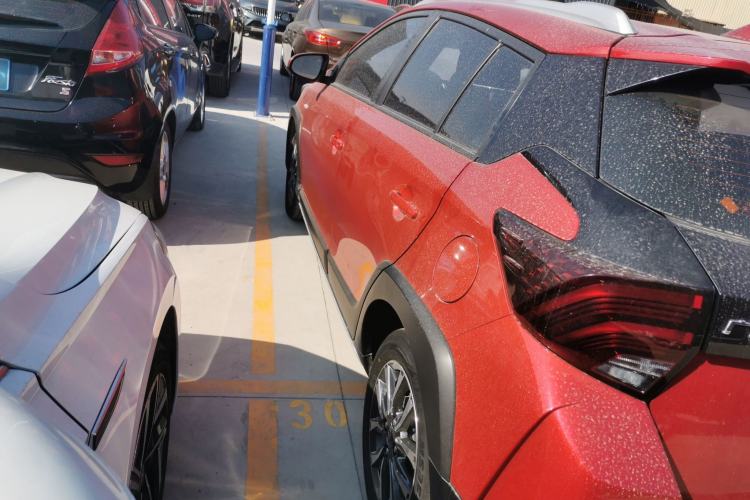 Used Toyota YARiS L 2021 X-Trail 1.5L CVT Luxury Edition
