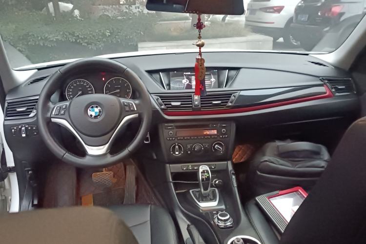 Used BMW X1 2015 sDrive18i Fashion Upgrade Edition
