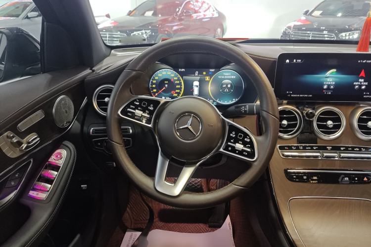 Used Mercedes-Benz GLC 2022 Second Facelift GLC 260 L 4MATIC Luxury Edition
