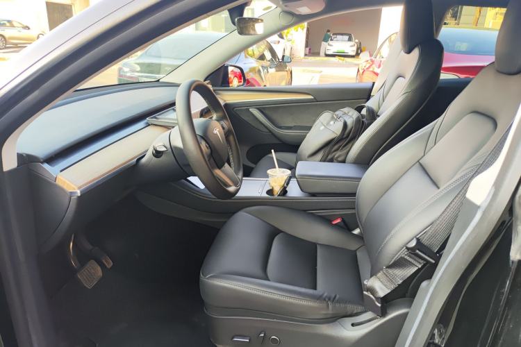 Used Tesla Model Y 2022 Rear-Wheel-Drive Version