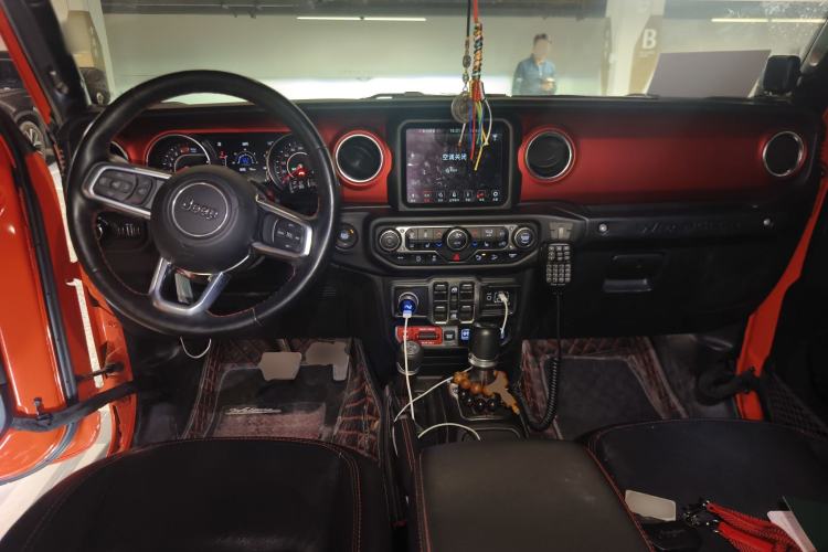 Used  Wrangler 2019 2.0T Rubicon Four-Door Version China VI Emission Standard