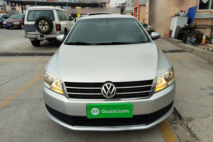 Used Volkswagen Lavida 2013 Revised Classic 1.6L Automatic Fashion Edition