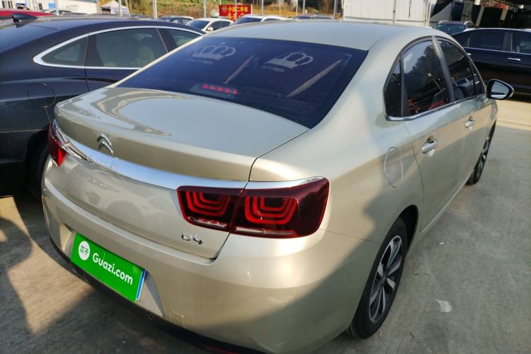 Used Citroen C4 Sega 2018 1.6L Manual Luxury Model
