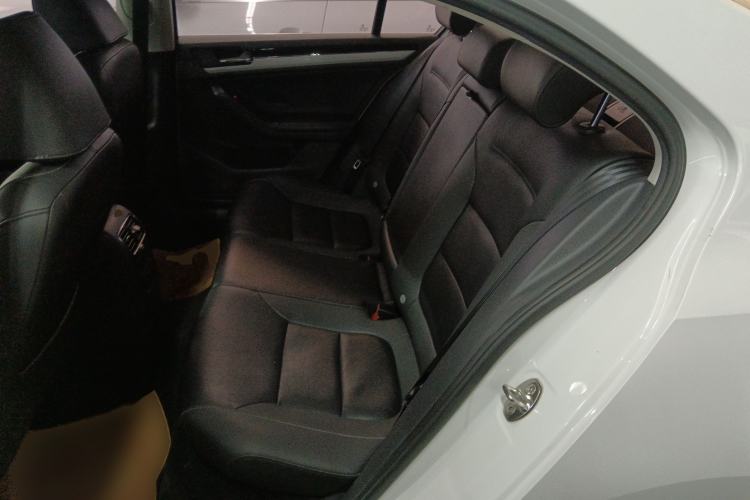 Used Volkswagen Sagitar 2017 1.6L Automatic Comfort Model
