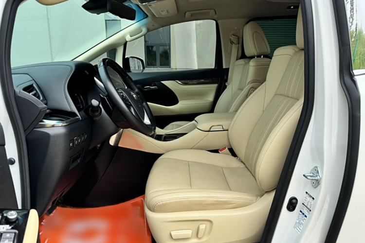 Used Toyota Vellfire 2021 Crown Dual-Engine 2.5L HV Supreme Edition
