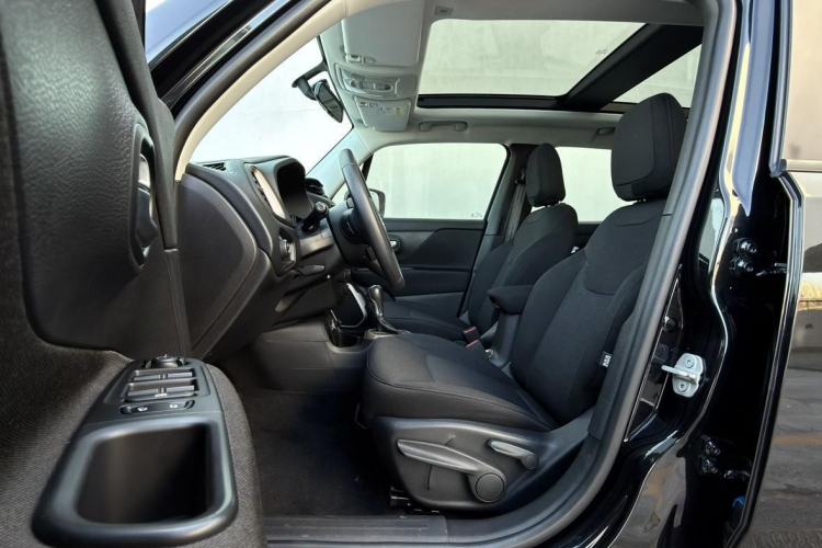 Used  Renegade 2017 180T Automatic High-Energy Version