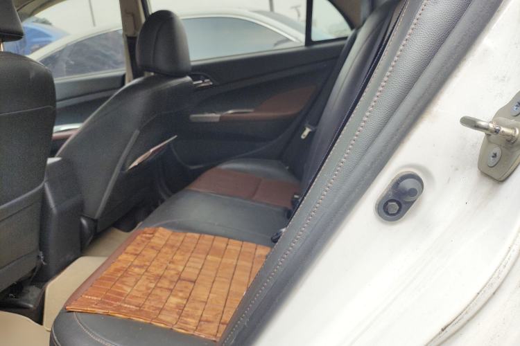 Used BYD F3 2015 Energy-Efficient Model 1.5L Manual Comfort Edition