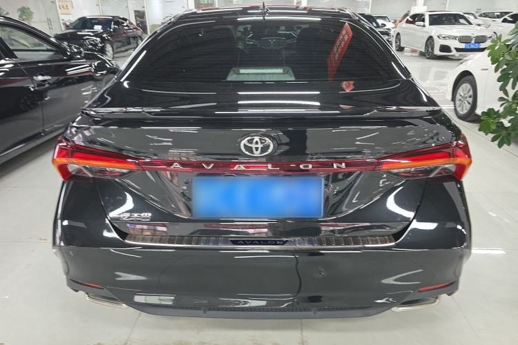 Used Toyota Avalon 2023 2.5L Luxury Edition
