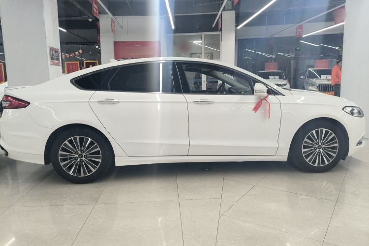 Used Ford Mondeo 2017 EcoBoost 180 Luxury Model
