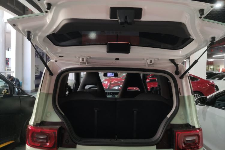 Used Wuling Hongguang MINIEV 2022 Macaron Premium Model – Lithium Iron Phosphate